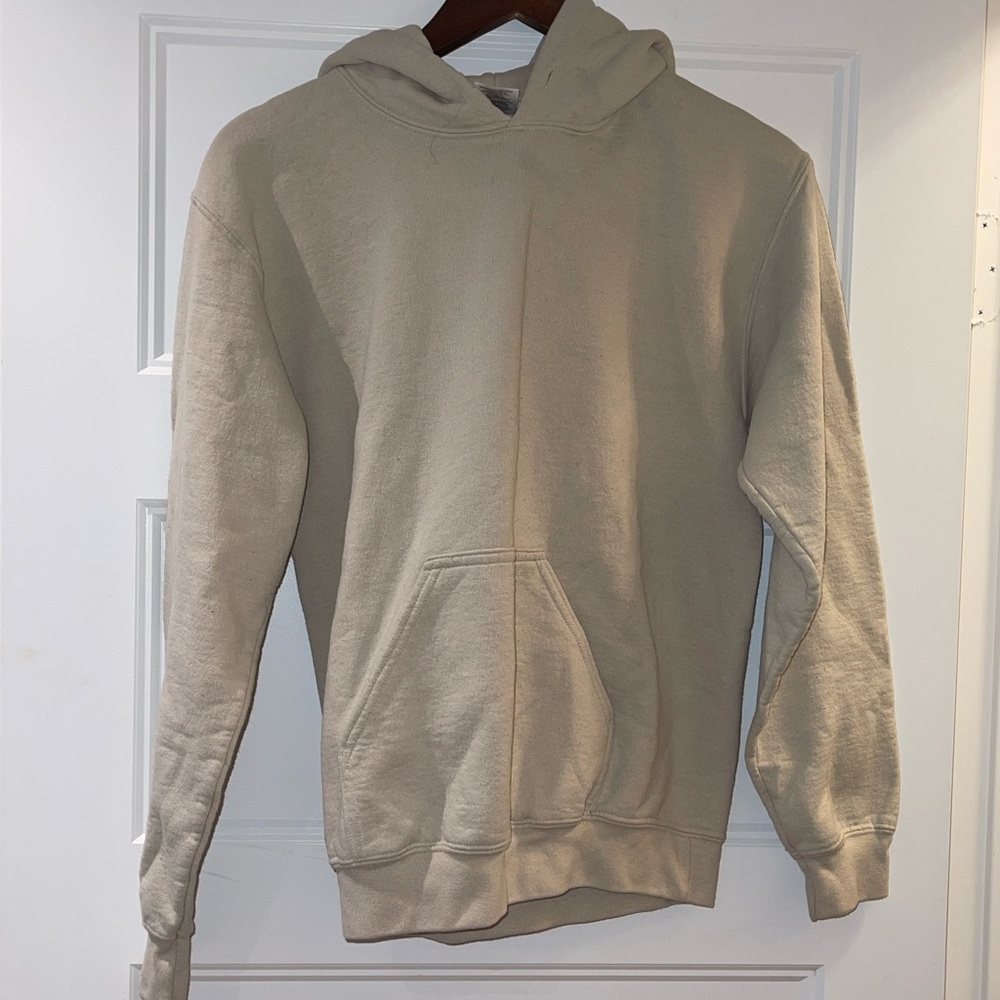 Tan sweatshirt